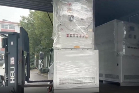 加热控温装置使用前，请阅读并理解操作手册